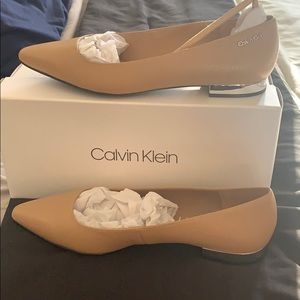 Never Worn Calvin Klein Flats